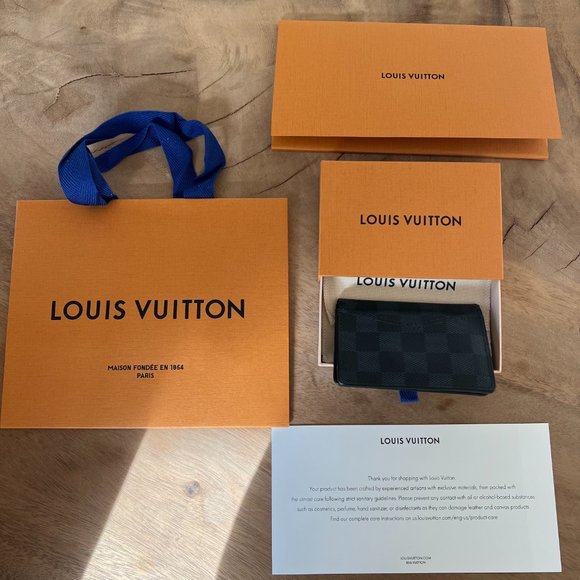 Louis Vuitton Wallet Pocket Organizer - Picture 2 of 11